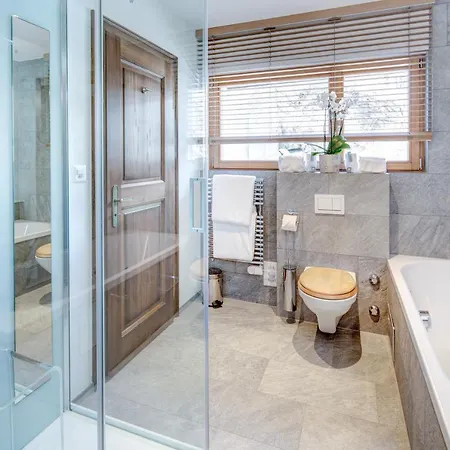 And Penthouse Zen, Two Properties, 100m From Lift And Piste Zermatt